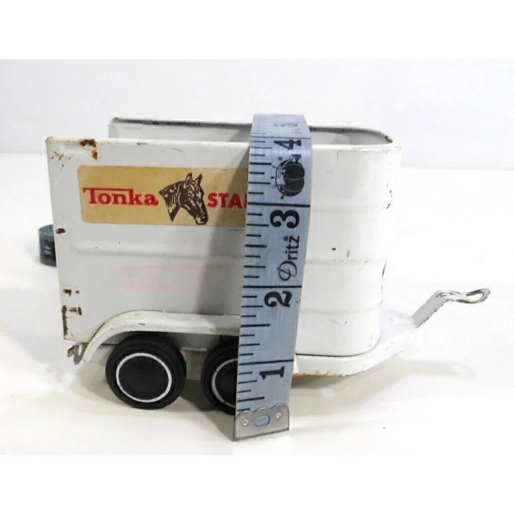 Tonka stables toy